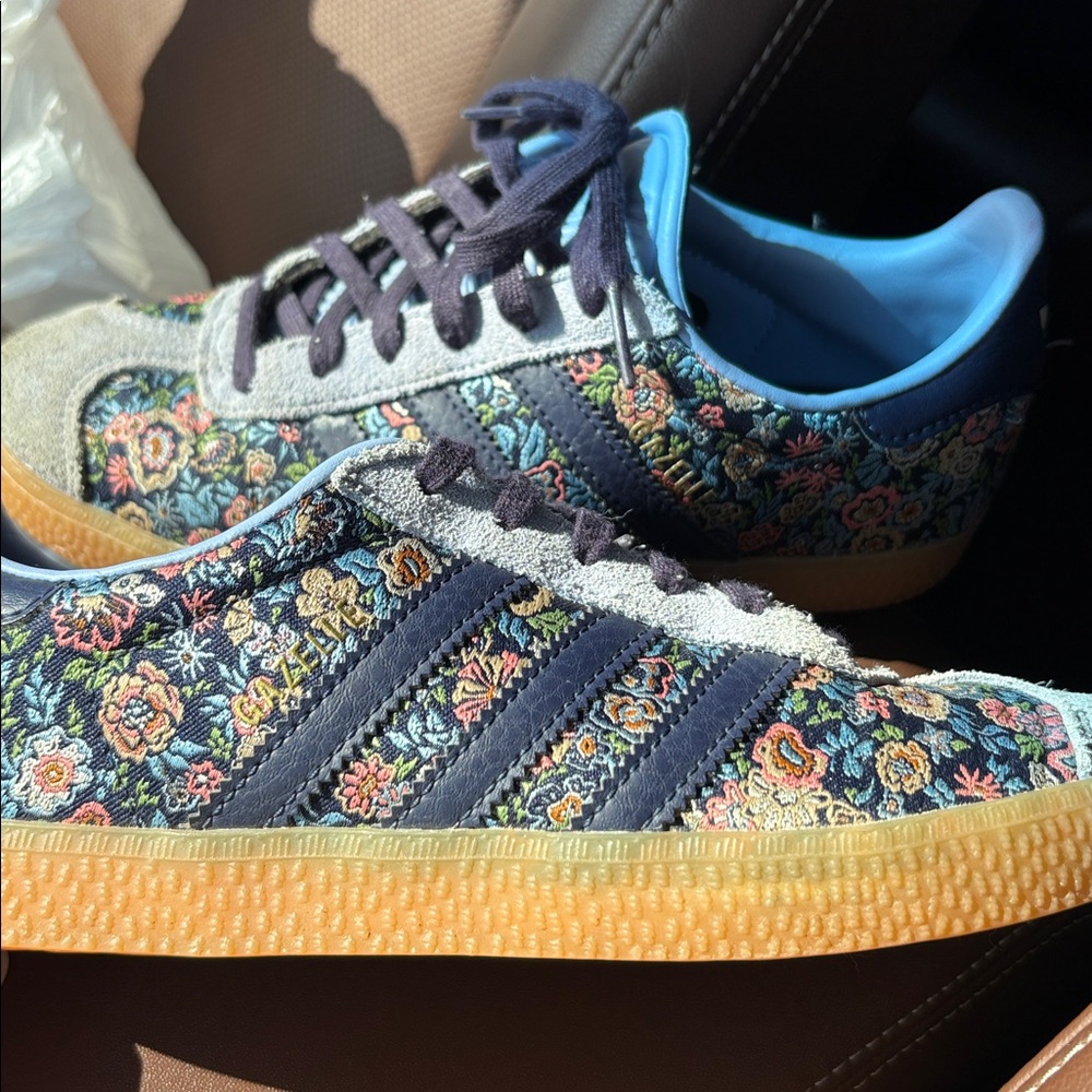 Kids adidas gazelle liberty london floral embroidery size 3.5